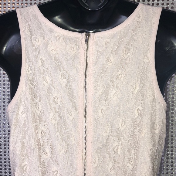 Size Small Cream Lace High Low Dress - Picture 6 of 8